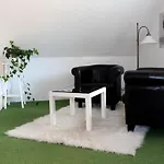 Auf Der Baar 아파트 *